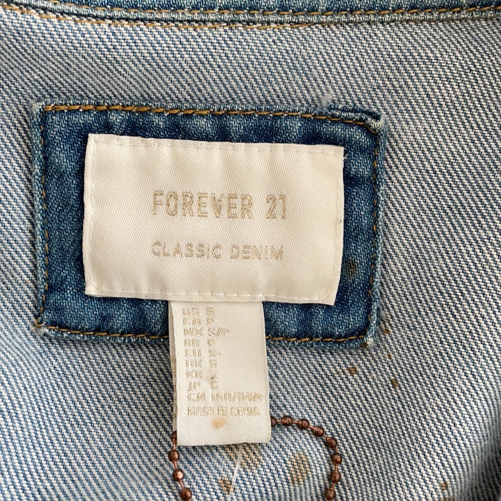 Jean jacket - Picture 2 of 4